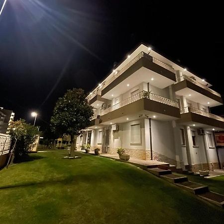 Palazzina Del Sole Villa ซอตโตมารีนา ภายนอก รูปภาพ