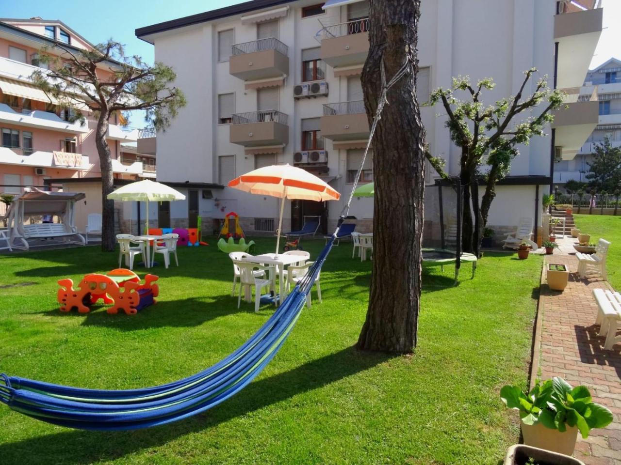 Palazzina Del Sole Villa ซอตโตมารีนา ภายนอก รูปภาพ